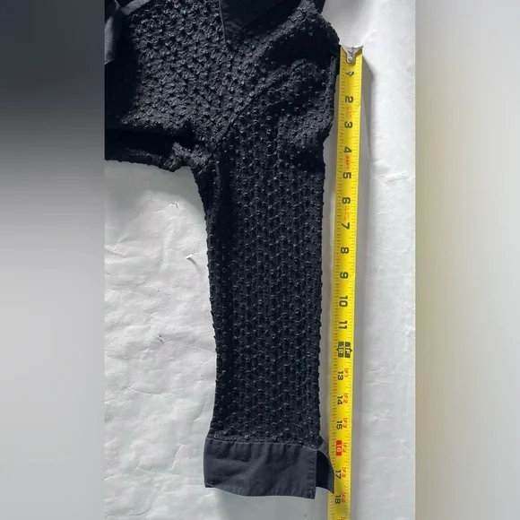 Black Textured Crinkle Full Zip Top Size Small S stretch w Collar 3/4 “ Sleeve - Picture 9 of 13